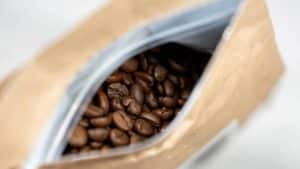 Lees meer over het artikel Hoelang blijft (Anders) Koffie ‘vers’?